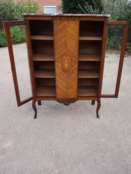 kleine-Franse-boekenkast-vitrinekast-Louis-XV-NapoleonIII-small-bookcase-display-cabinet-rosewood-marqueterie-antiek-00001 (12)